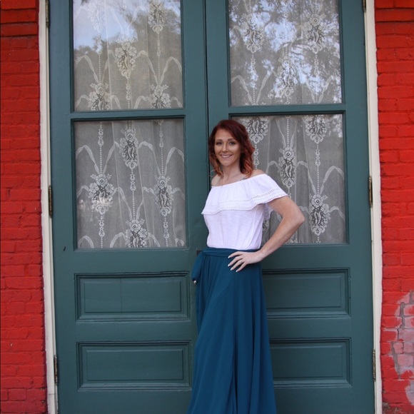 Meet your Posher, Anne - Picture 3 of 3